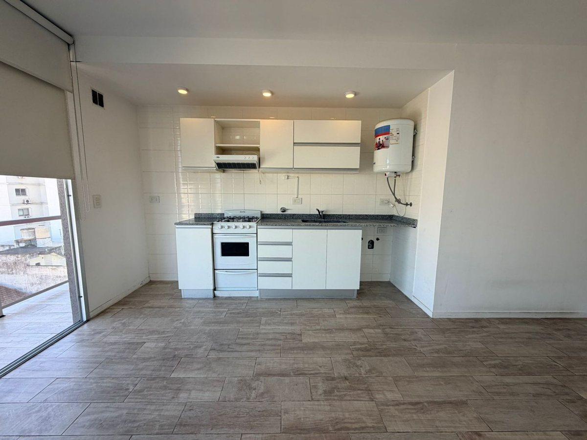 Foto de VTA DPTO 2 AMB / WILDE / SUM / PILETA / BALCON, imagen 1