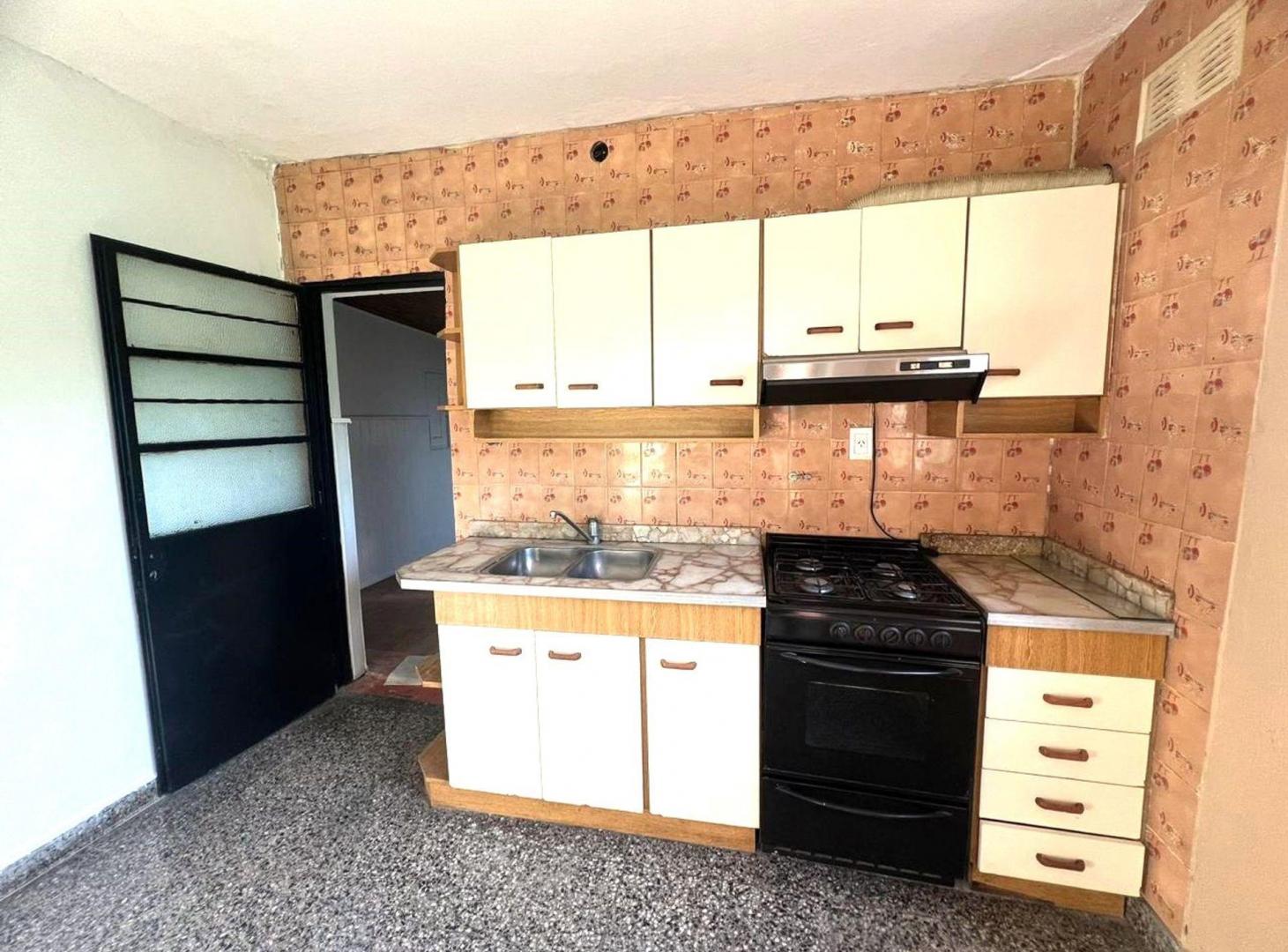 Foto de Venta PH 4 ambientes con parque, imagen 3