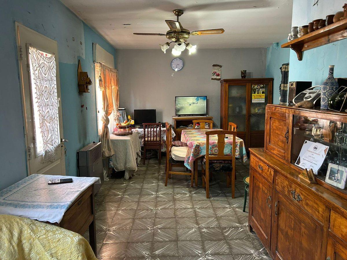 Foto de CASA DE 5 AMBIENTES LLAVALLOL LISTA PARA HABITAR, imagen 3
