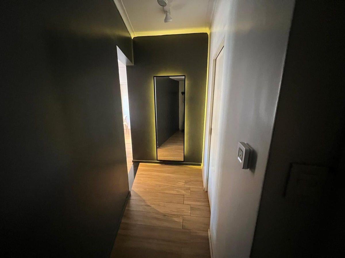 Foto de VENTA DE DPTO 4 AMBIENTES RECICLADO 100 %, imagen 1