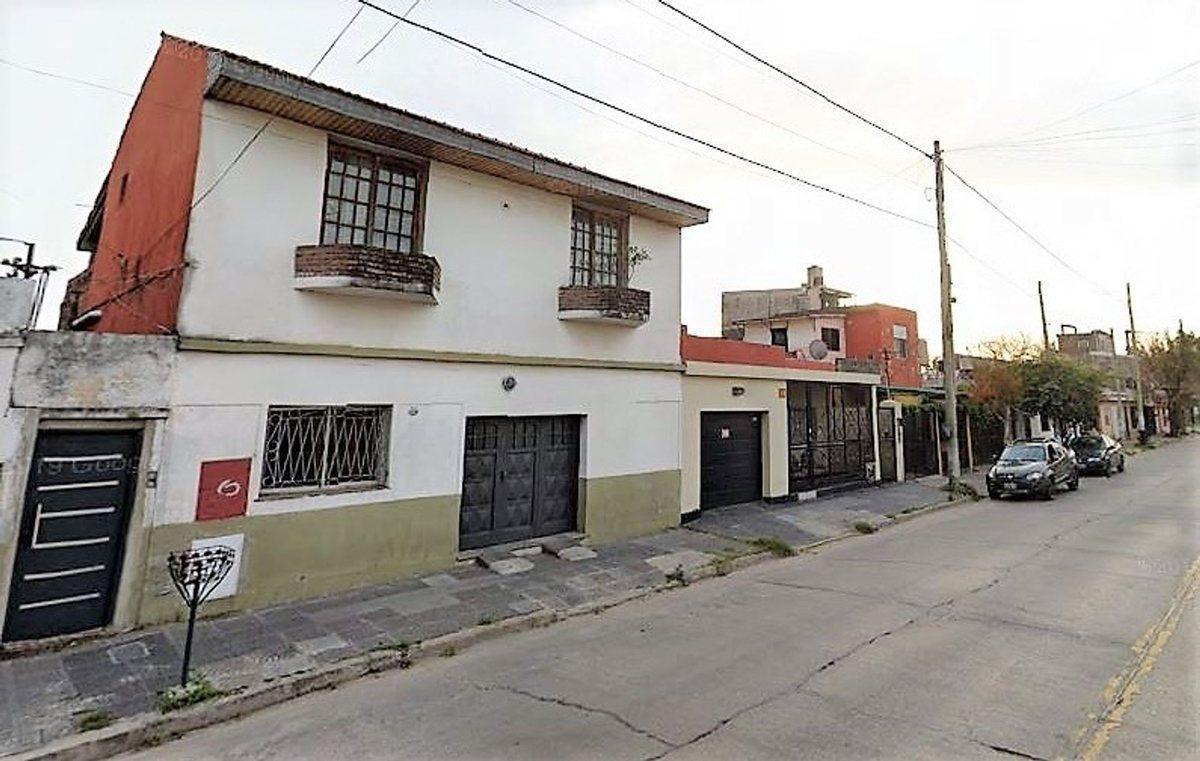 Foto de OPORTUNIDAD VENTA CASA + DEPTO LOTE PROPIO 443 M2, imagen 2