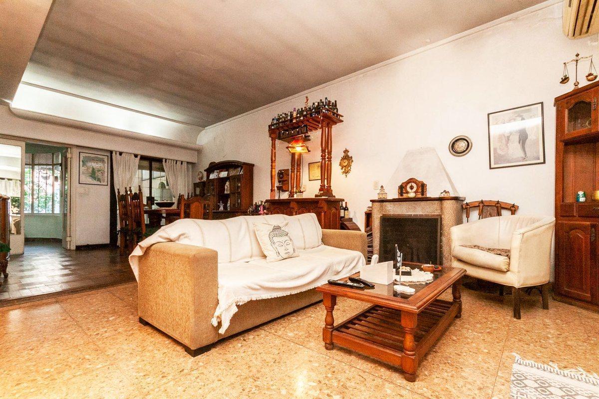 Foto de CASA 4 AMBIENTES LANUS ESTE ZONA CENTRICA, imagen 2
