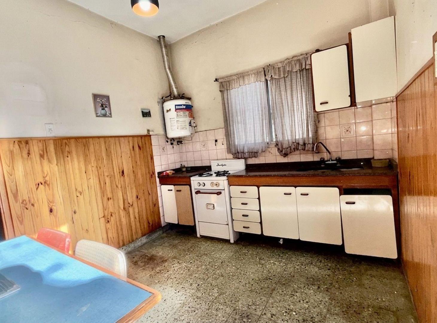 Foto de CASA 3AMB LOTE PROPIO - COCHERA - JARDIN Y PATIO, imagen 4