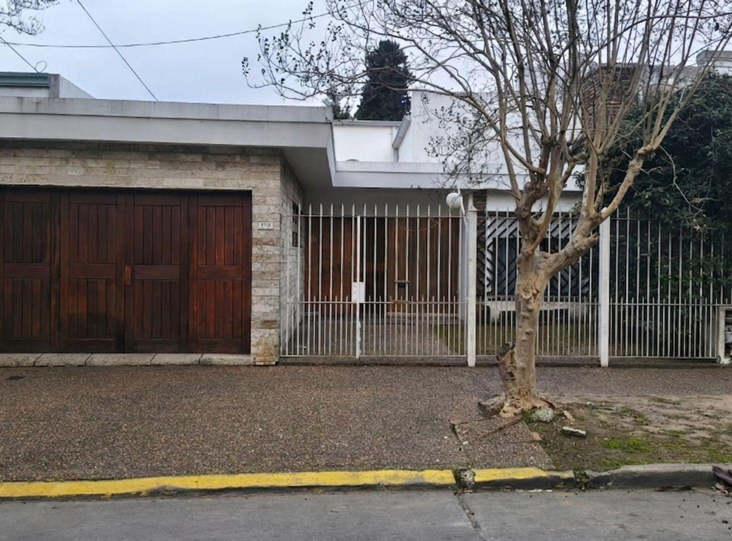 Foto de Excelente casa en una planta Centro de Quilmes, imagen 2