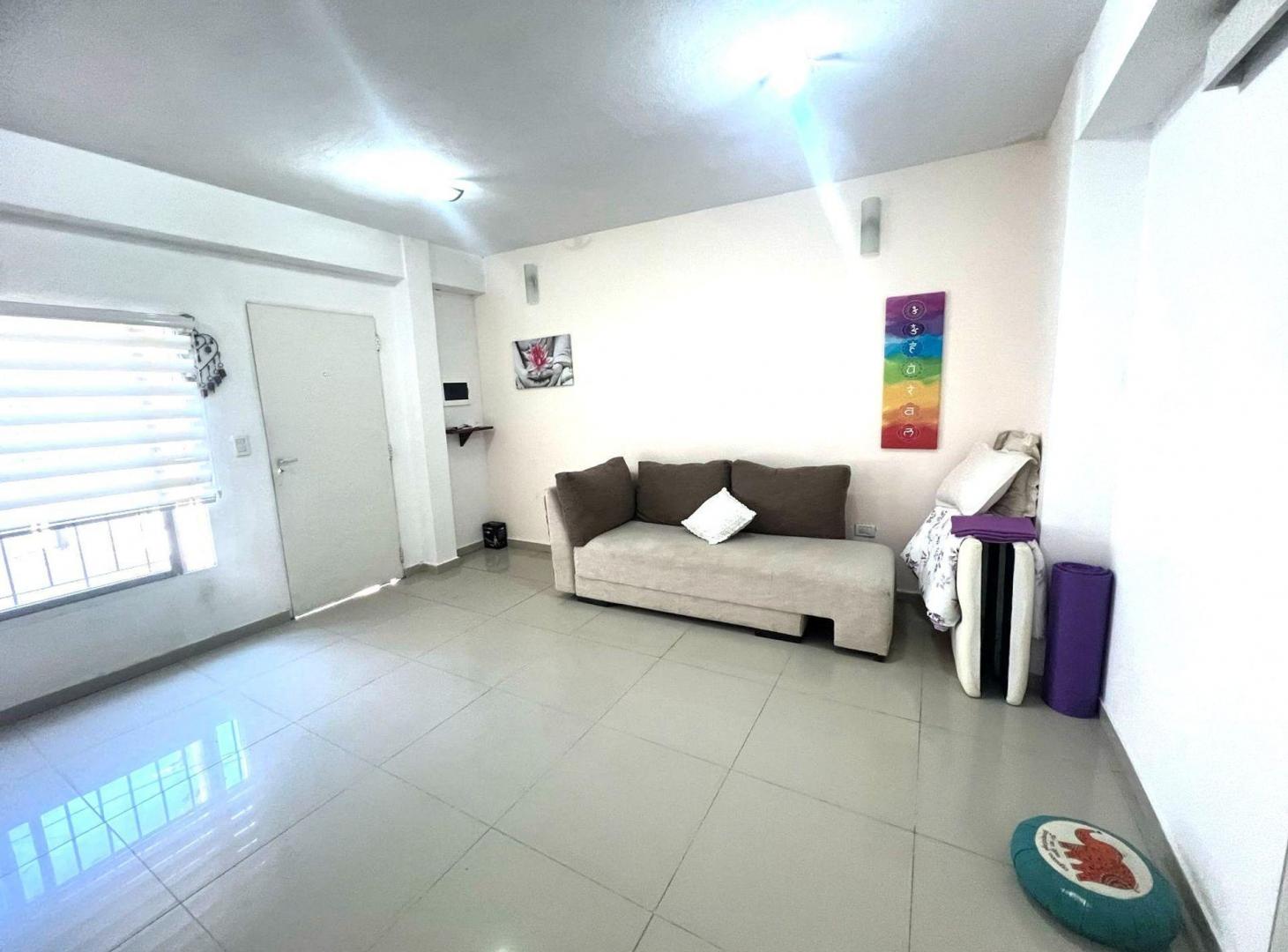 Foto de VENTA PH 4 AMBIENTES COCHERA Y PATIO, imagen 3