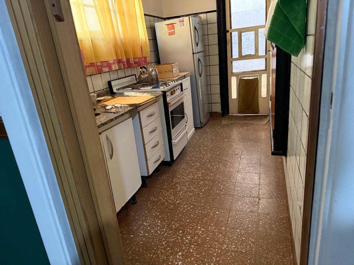 Foto de VENTA CASA 3 AMB CON PATIO Y COCHERA AVELLANEDA, imagen 1