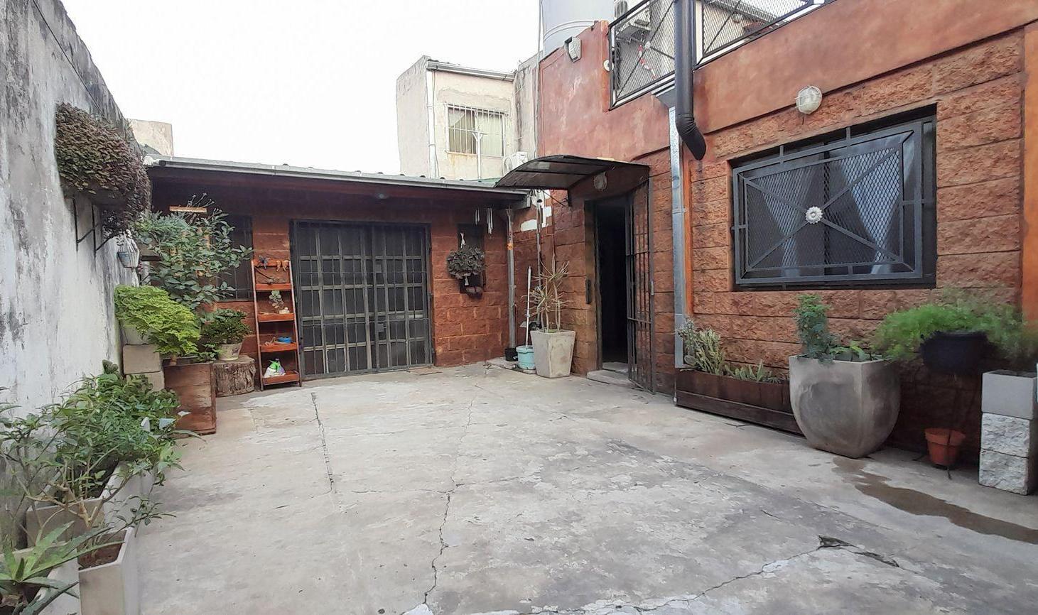 Foto de PH EN VENTA EN M. CHINGOLO, LANÚS E. EXCEL. ESTADO, imagen 5