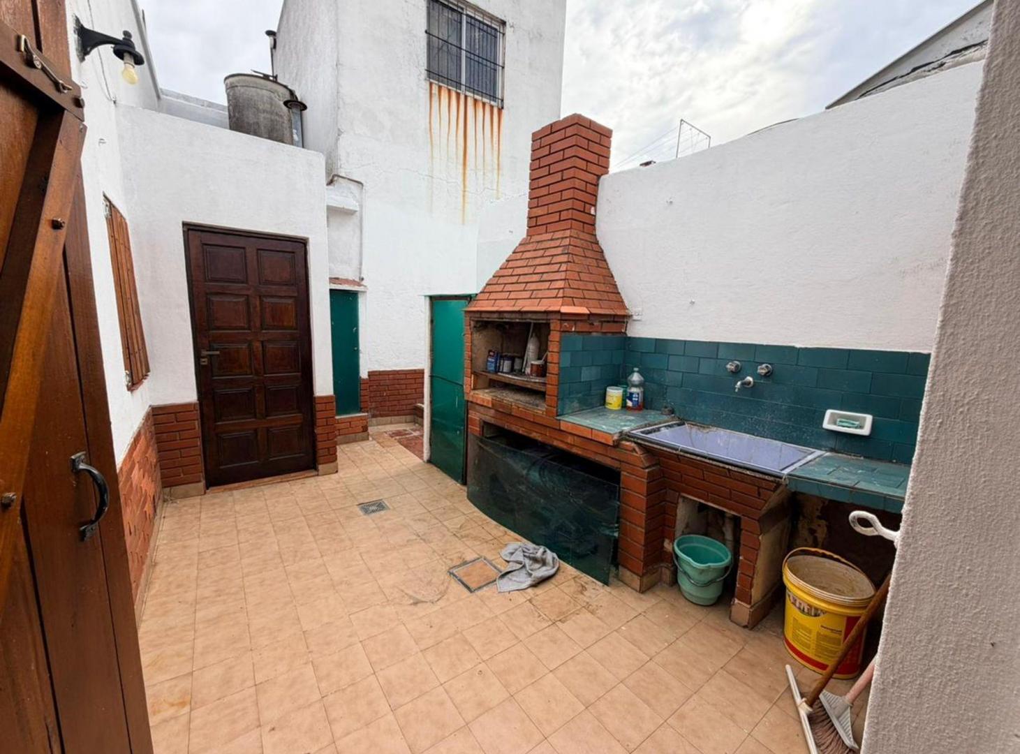 Foto de VENTA PH DE 2/3 AMBIENTES / PARRILA / PATIO, imagen 5