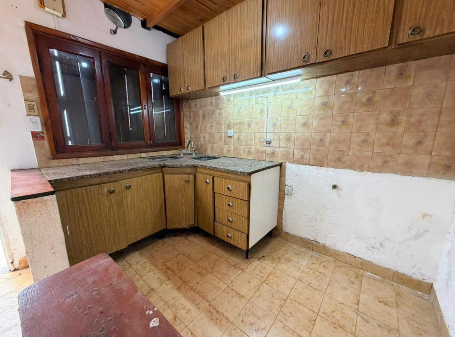 Foto de VENTA PH DE 2/3 AMBIENTES / PARRILA / PATIO, imagen 2