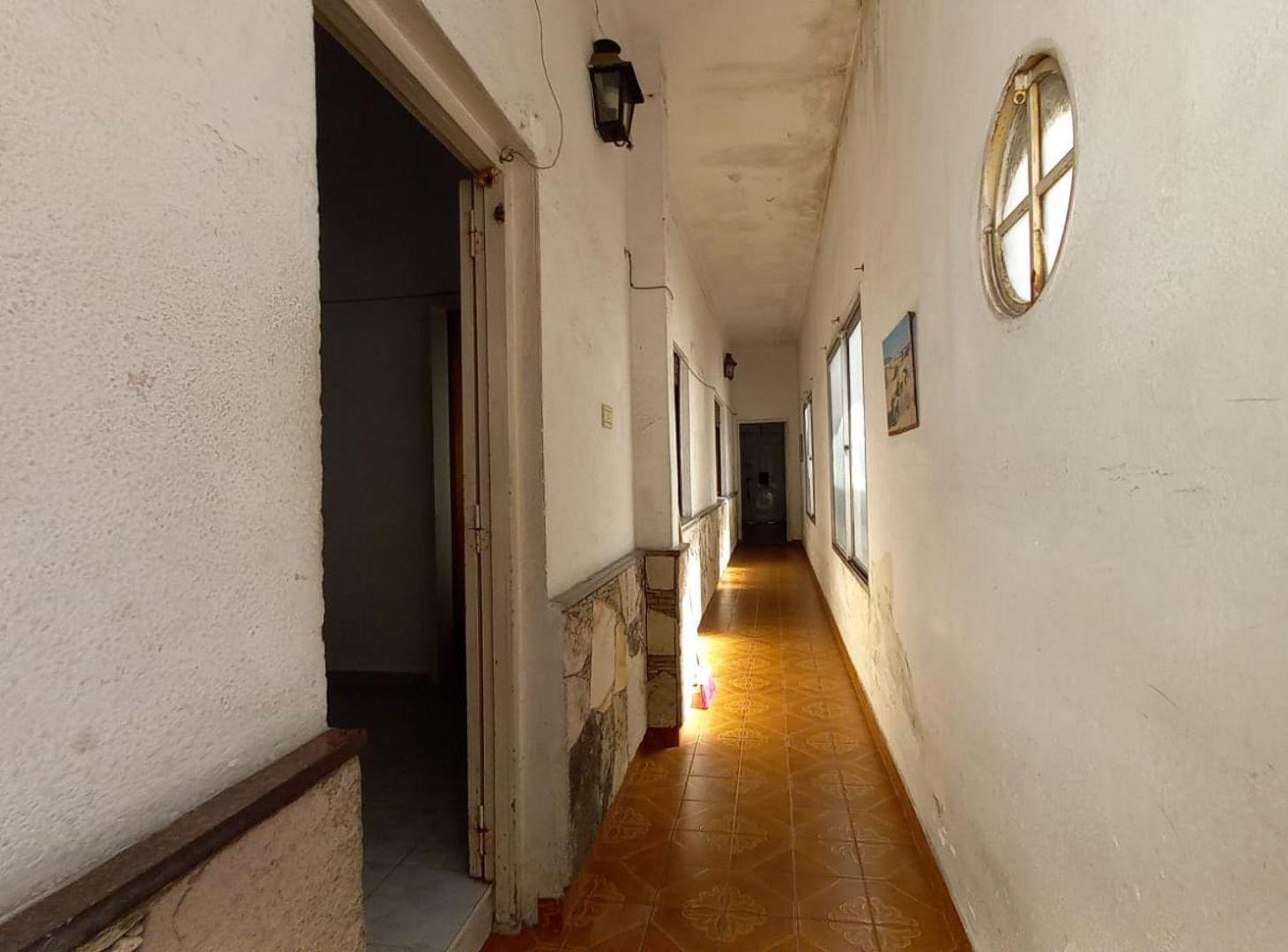 Foto de CASA 3 AMB CON COCHERA, QUINCHO + DEPTO + GALPÓN, imagen 3