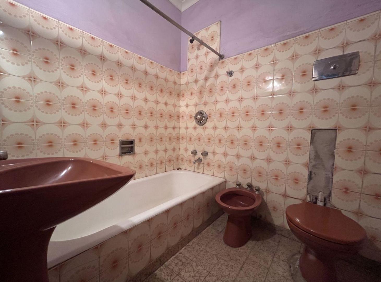 Foto de CHALET 5 AMB BANFIELD - PILETA Y PARQUE APTO CRED, imagen 3