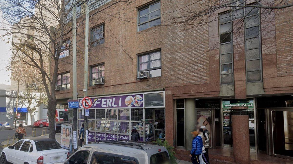 Foto de Consultorio-oficina en venta aa mts Est. Lanús E, imagen 5