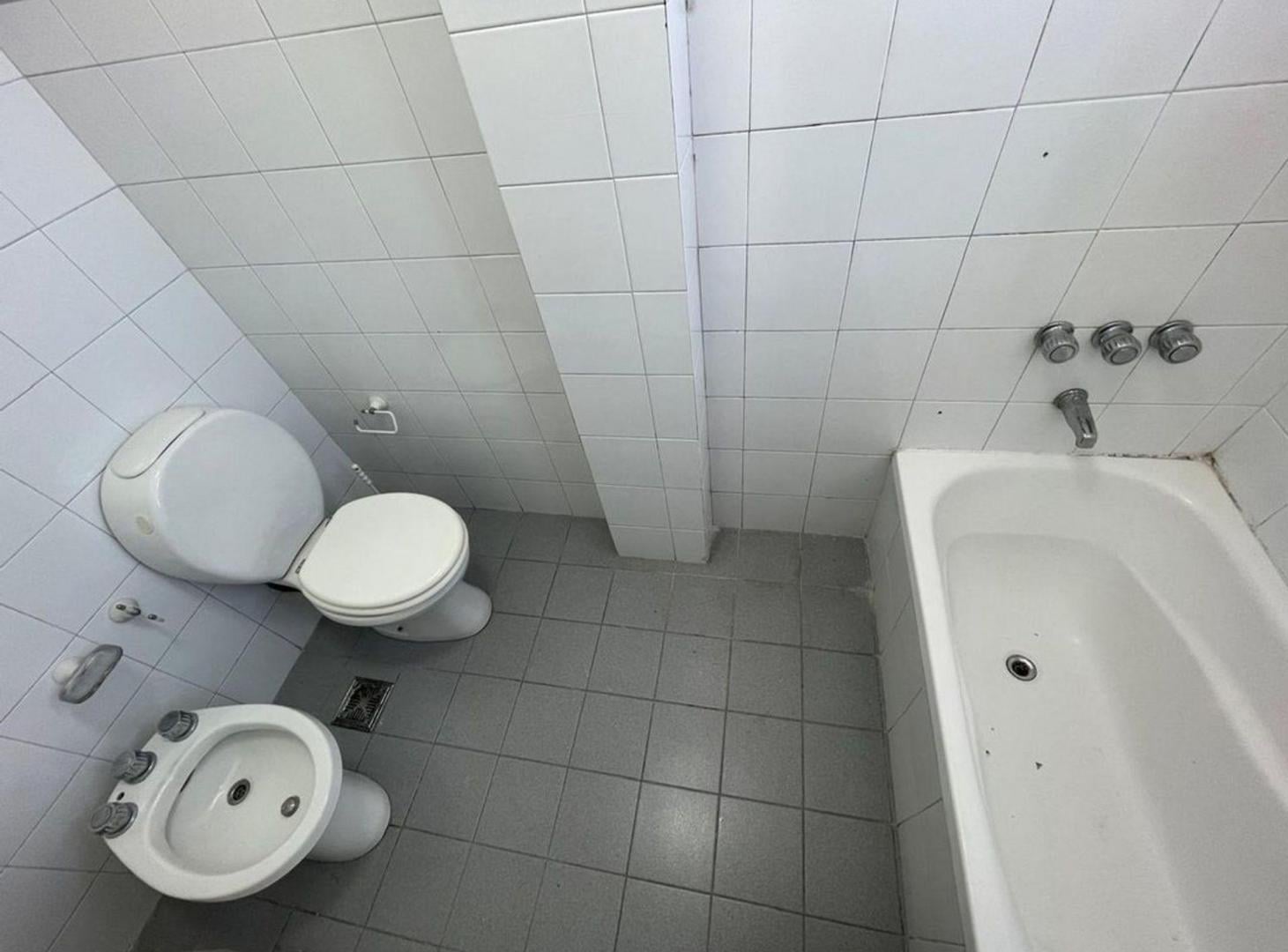 Foto de HERMOSO DEPARTAMENTO TIPO DUPLEX 2 AMB Y 1/2, imagen 3