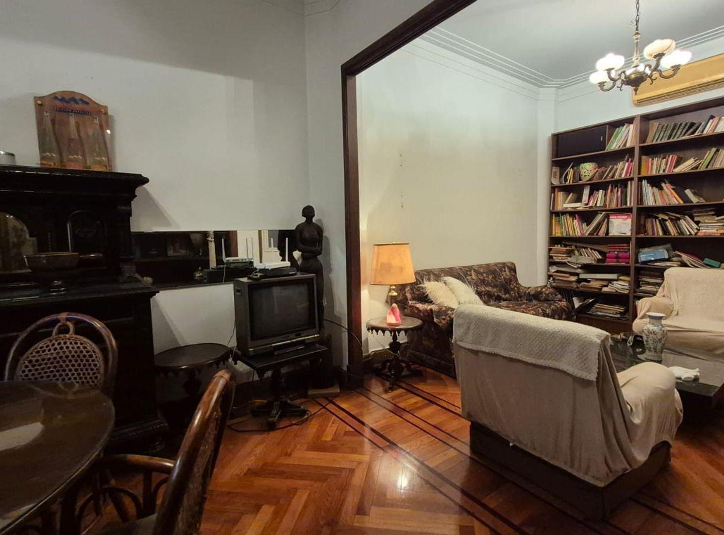 Foto de Excelente Semipiso 5 Dorm. Apto Credito Monsterrat, imagen 5