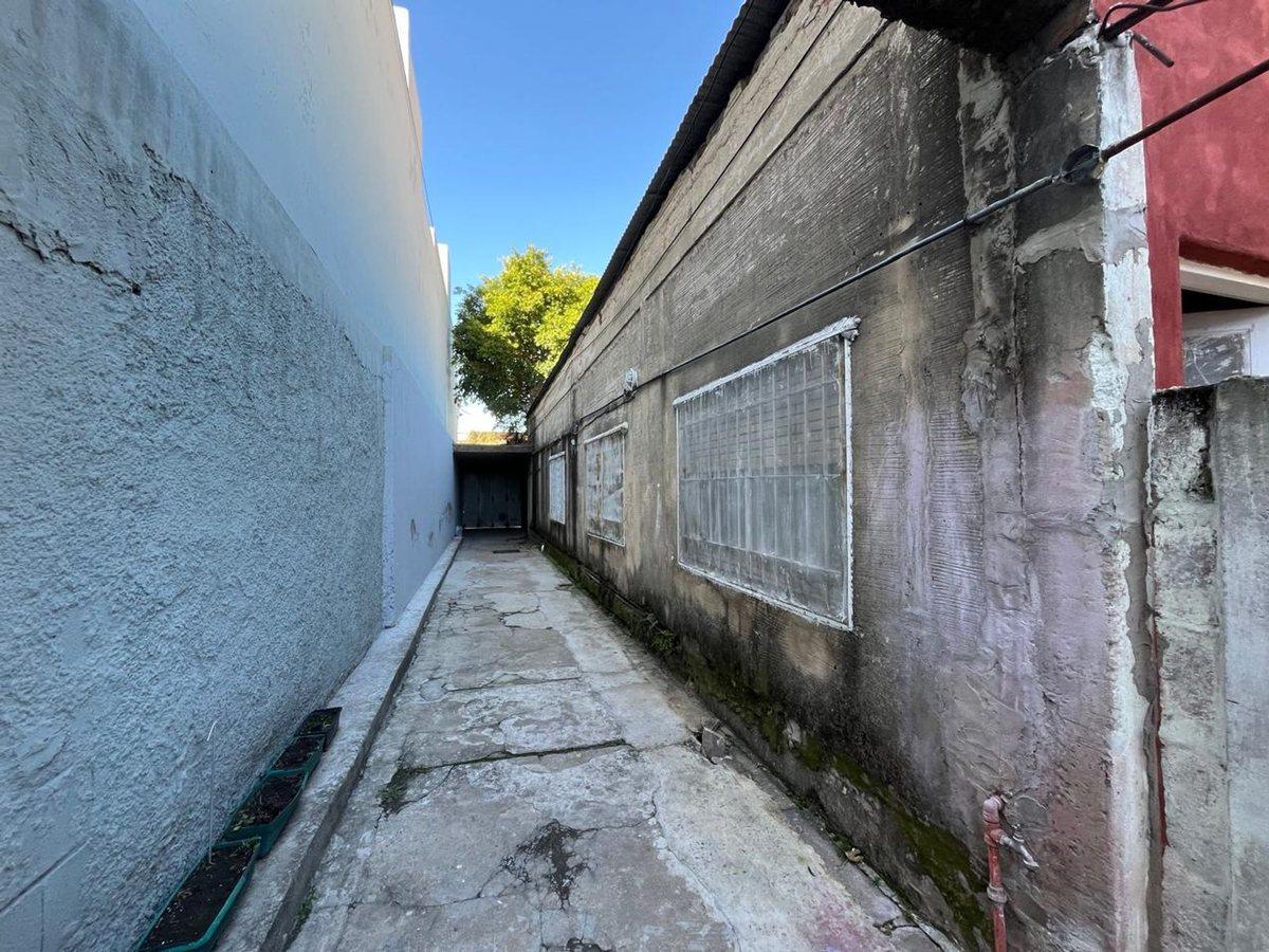 Foto de LOTE DE 325 M2. EN R. DE ESCALADA, IDEAL INVERSOR, imagen 5