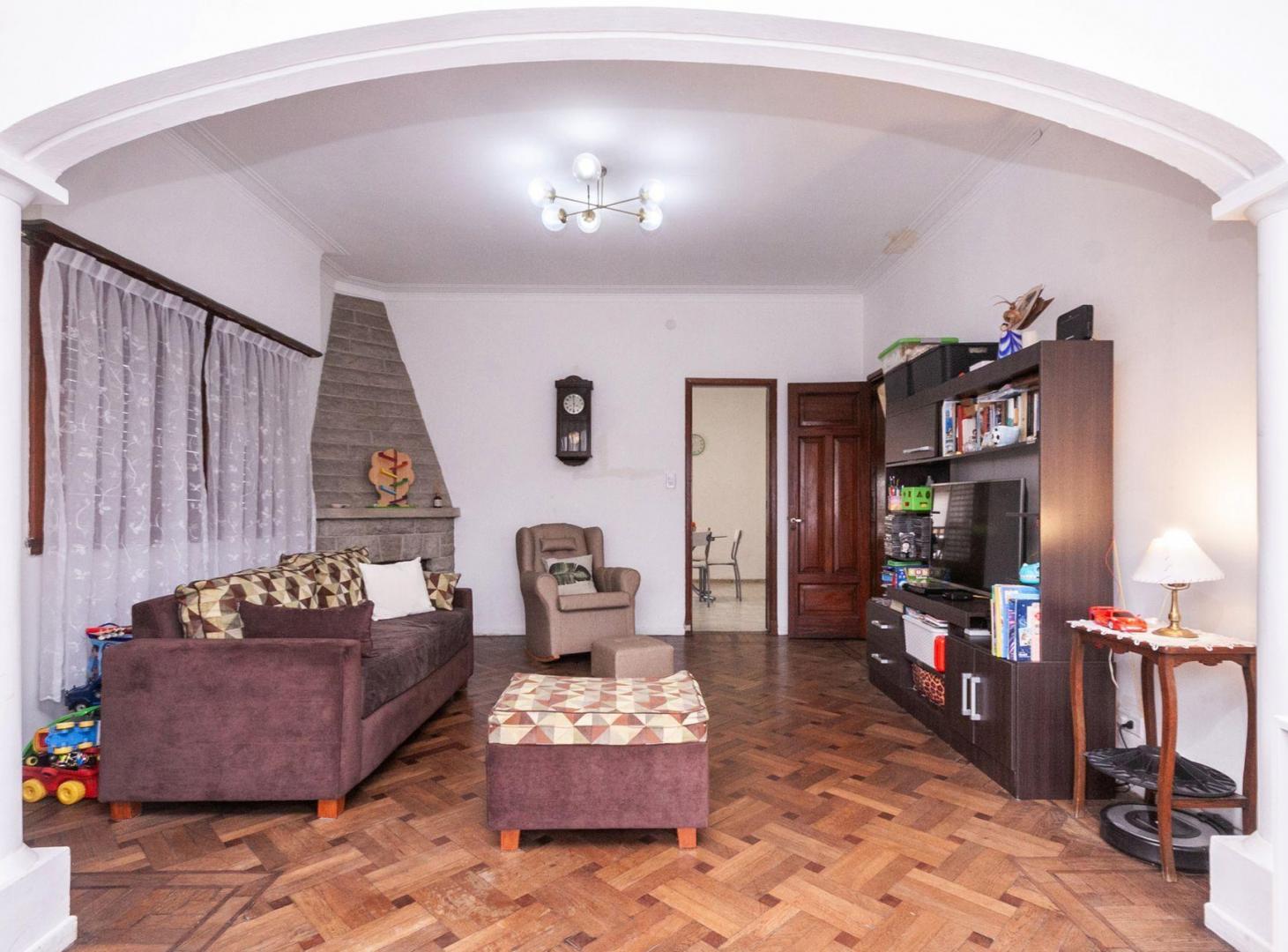 Foto de VENTA DE CASA 4 AMB CON COCHERA/PARQUE TEMPERLEY, imagen 4