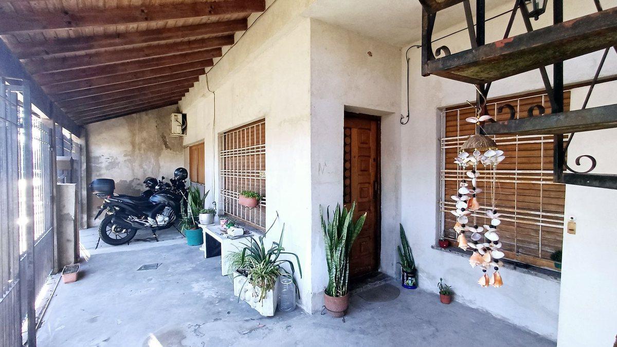 Foto de CASA+DPTO INDEPENDIENTE-OPORTUNIDAD DE INVERSION, imagen 4