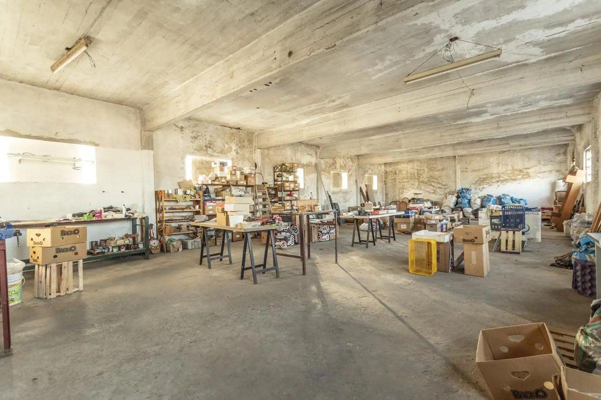 Foto de VENTA GALPÓN / DEPÓSITO 500 m² CON VIVIENDA LANÚS, imagen 1