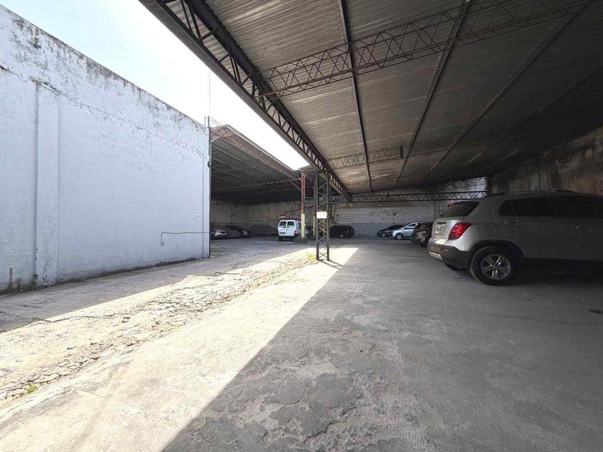 Foto de ALQUILER GALPÓN + LOCALES DE 907m² Av. H.Yrigoyen, imagen 1