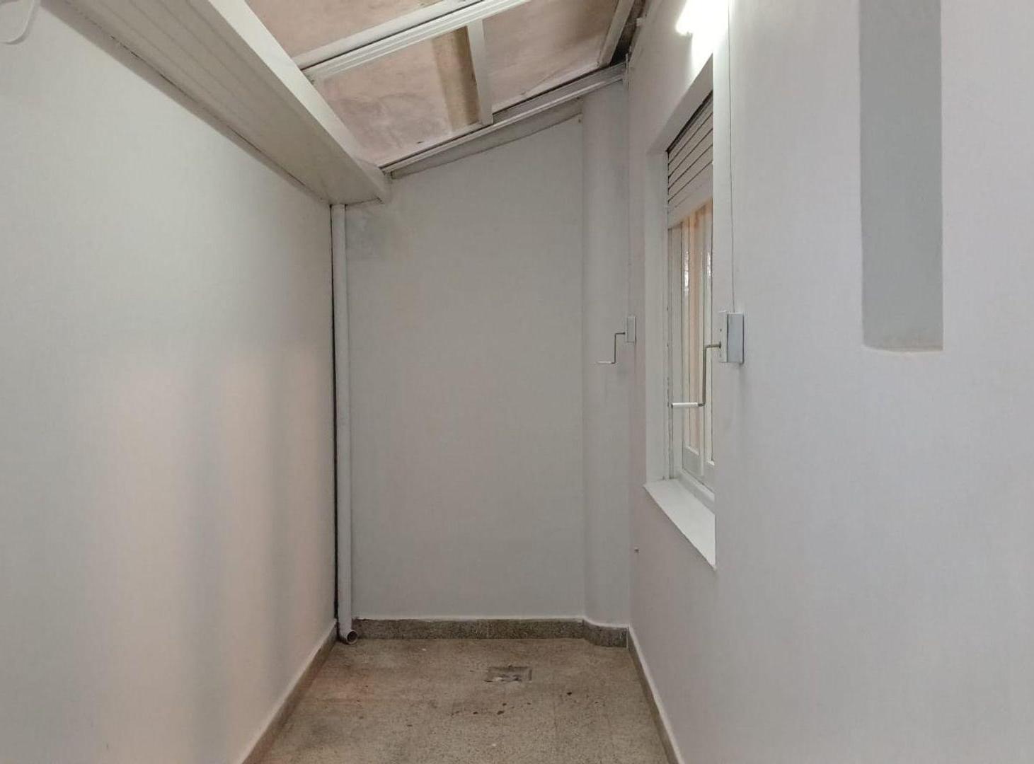 Foto de Departamento 3 amb alquiler c/patio C/Fte Lanús O, imagen 2