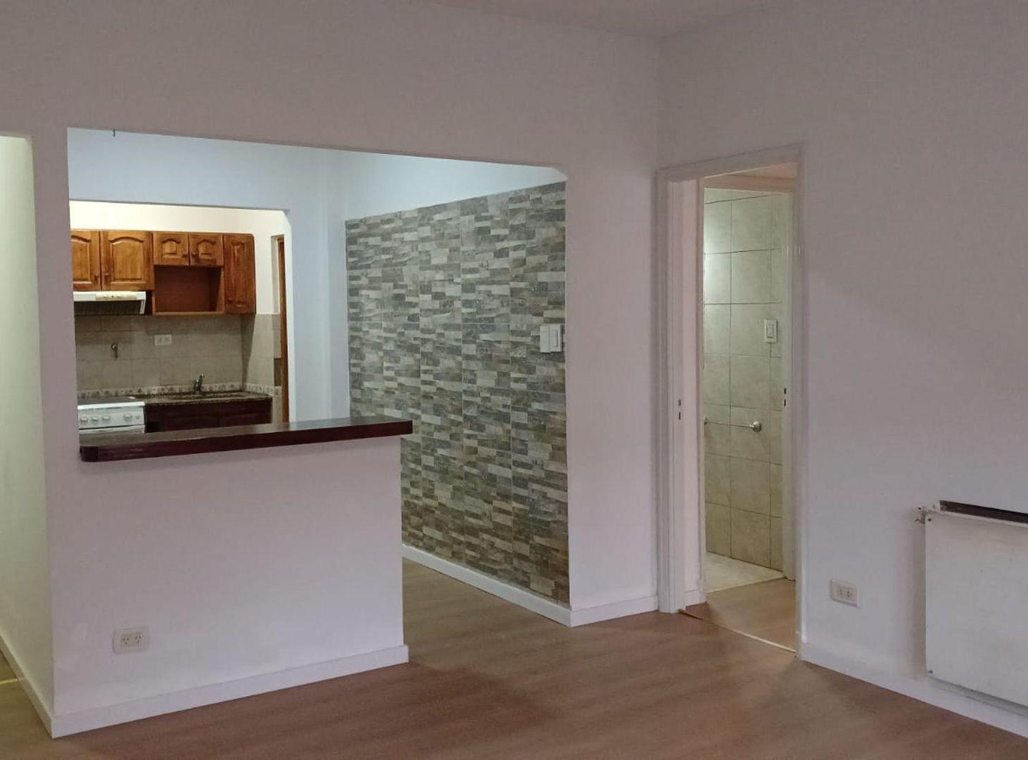 Foto de Departamento 3 amb alquiler c/patio C/Fte Lanús O, imagen 1