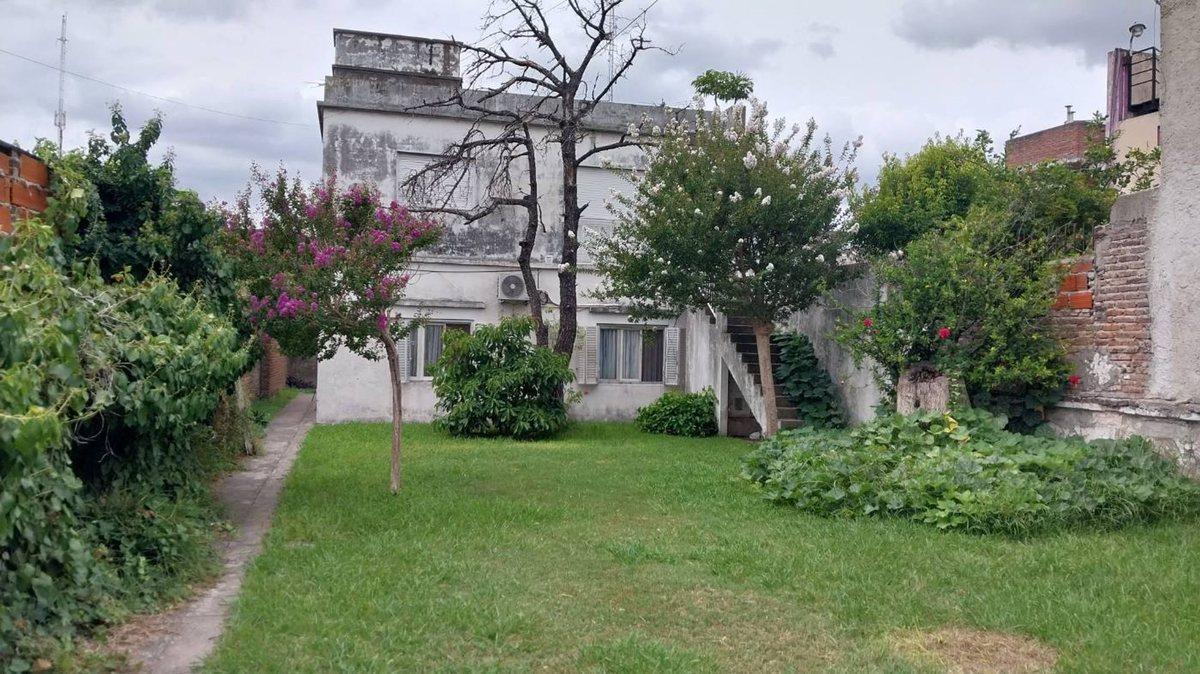 Foto de VENTA DE CASA EN LANUS MAS DEPARTAMENTO A RECICLAR, imagen 2