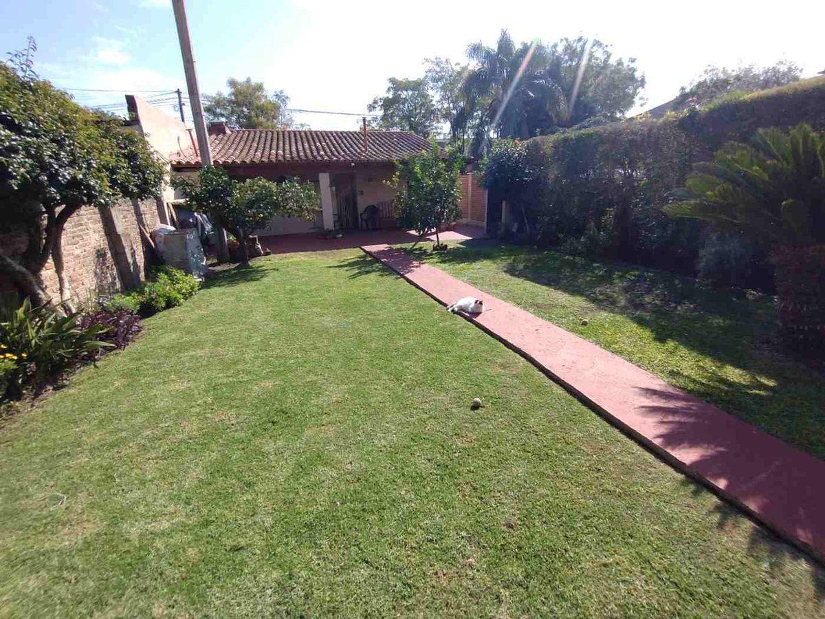 Foto de VENTA casa A/ CRÉDITO 2 dorm,garage,quincho,parque, imagen 2