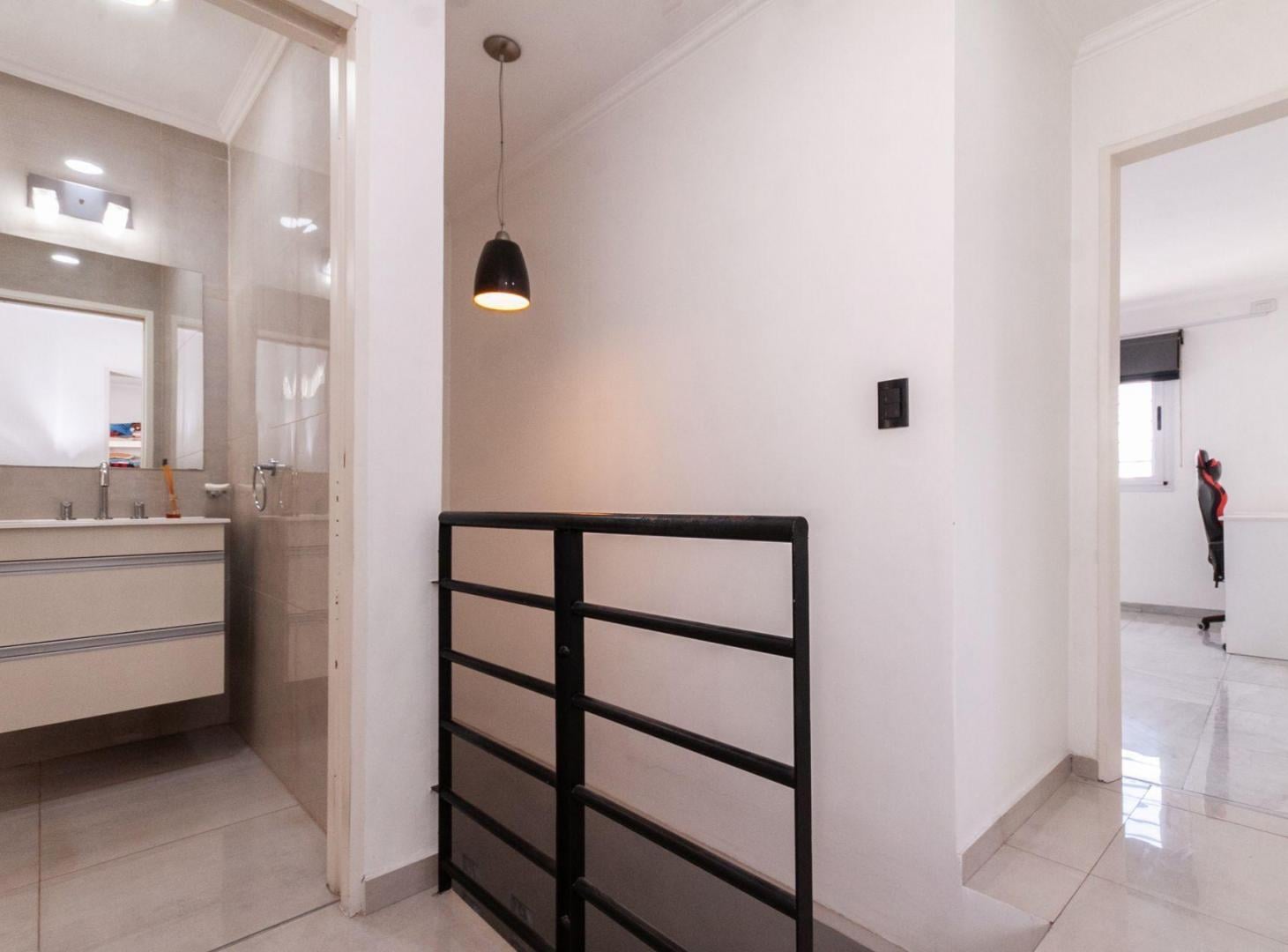 Foto de Venta de PH al frente 3 amb c/cochera. Impecable, imagen 1