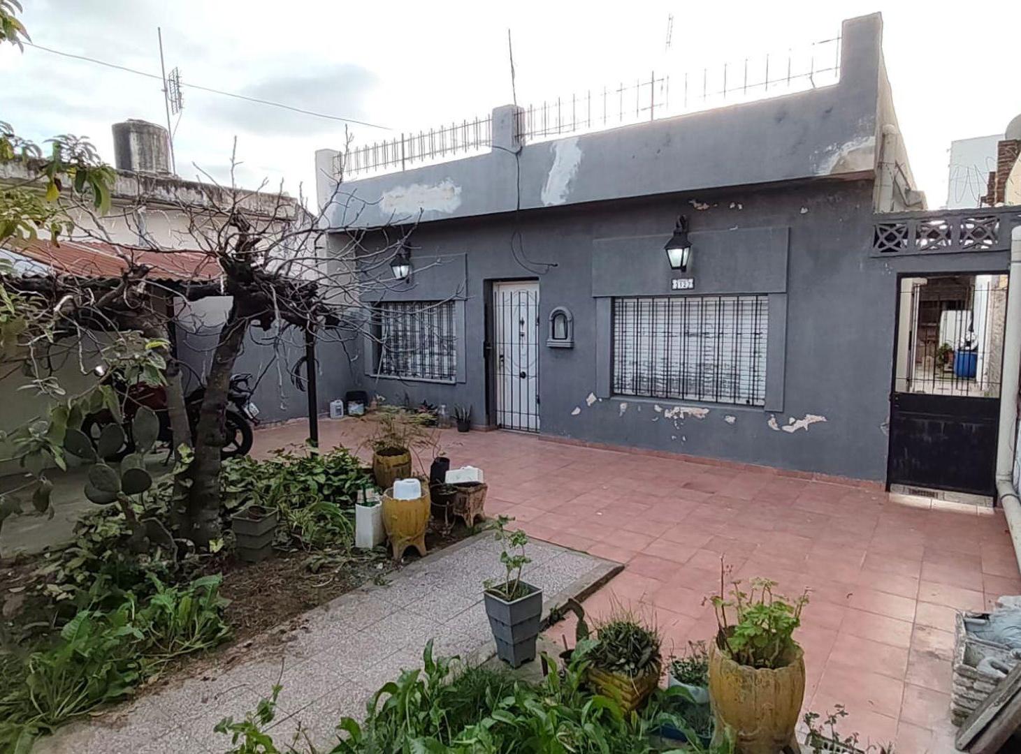 Foto de VENTA CASA 3 AMB. MONTE CHINGOLO.GRAN OPORTUNIDAD, imagen 4