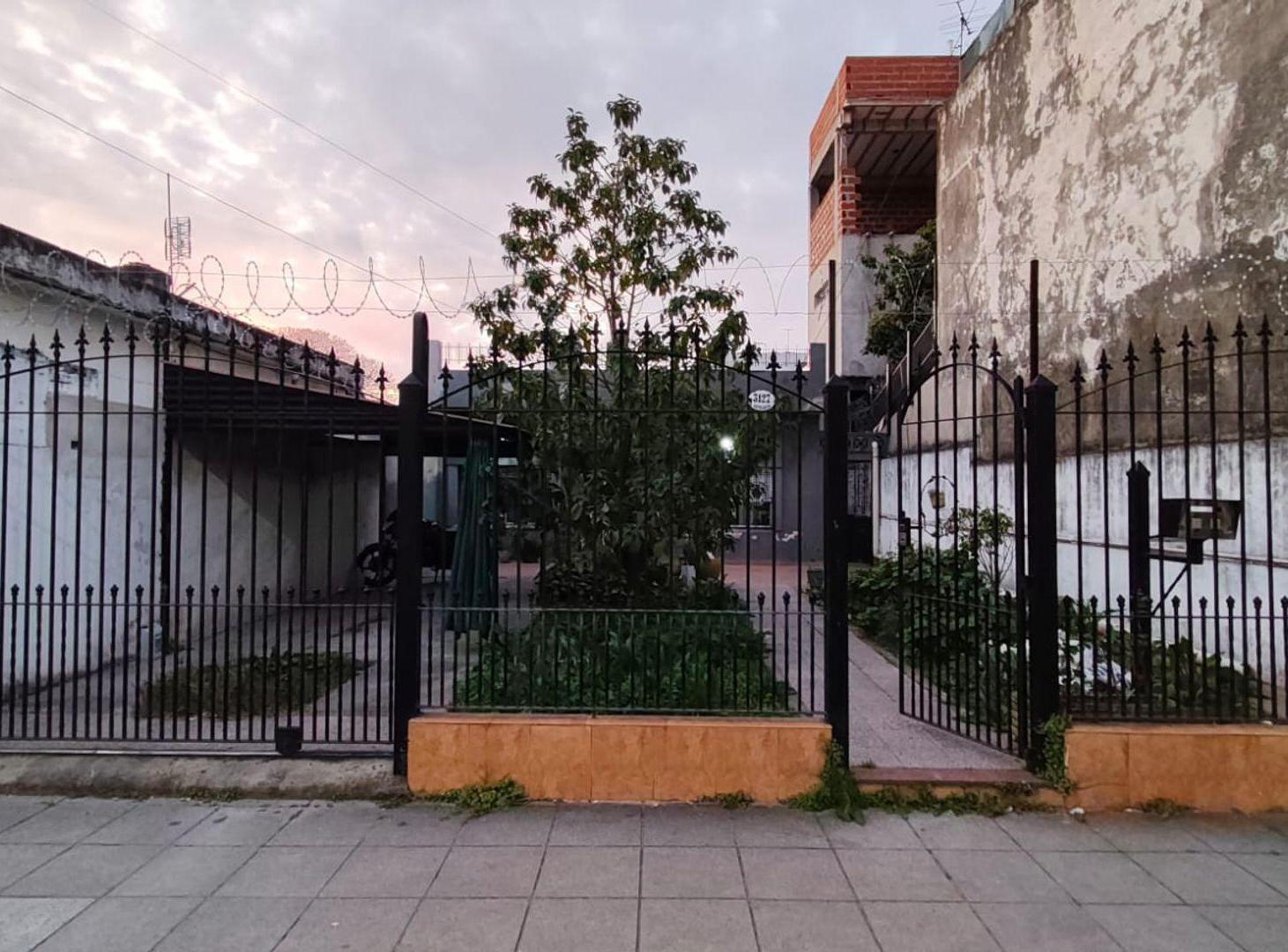 Foto de VENTA CASA 3 AMB. MONTE CHINGOLO.GRAN OPORTUNIDAD, imagen 3
