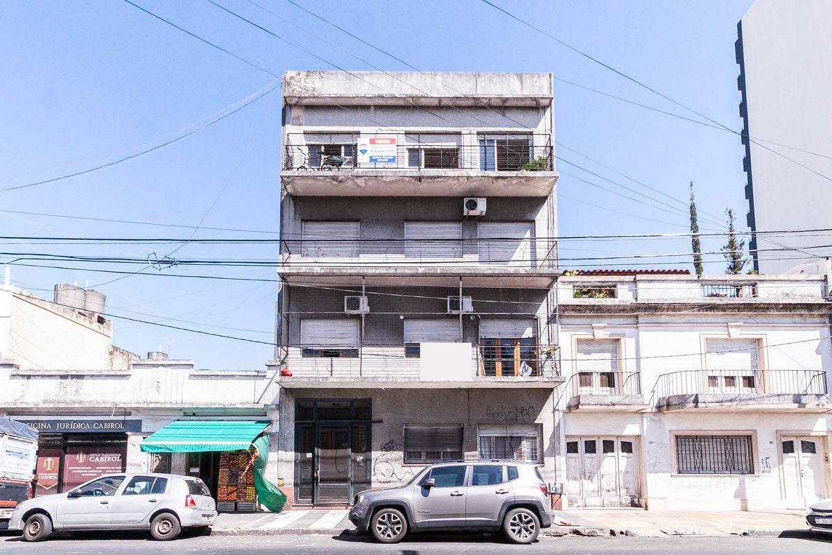 Foto de DEPARTAMENTO 3 AMBIENTES CON BALCON, imagen 2