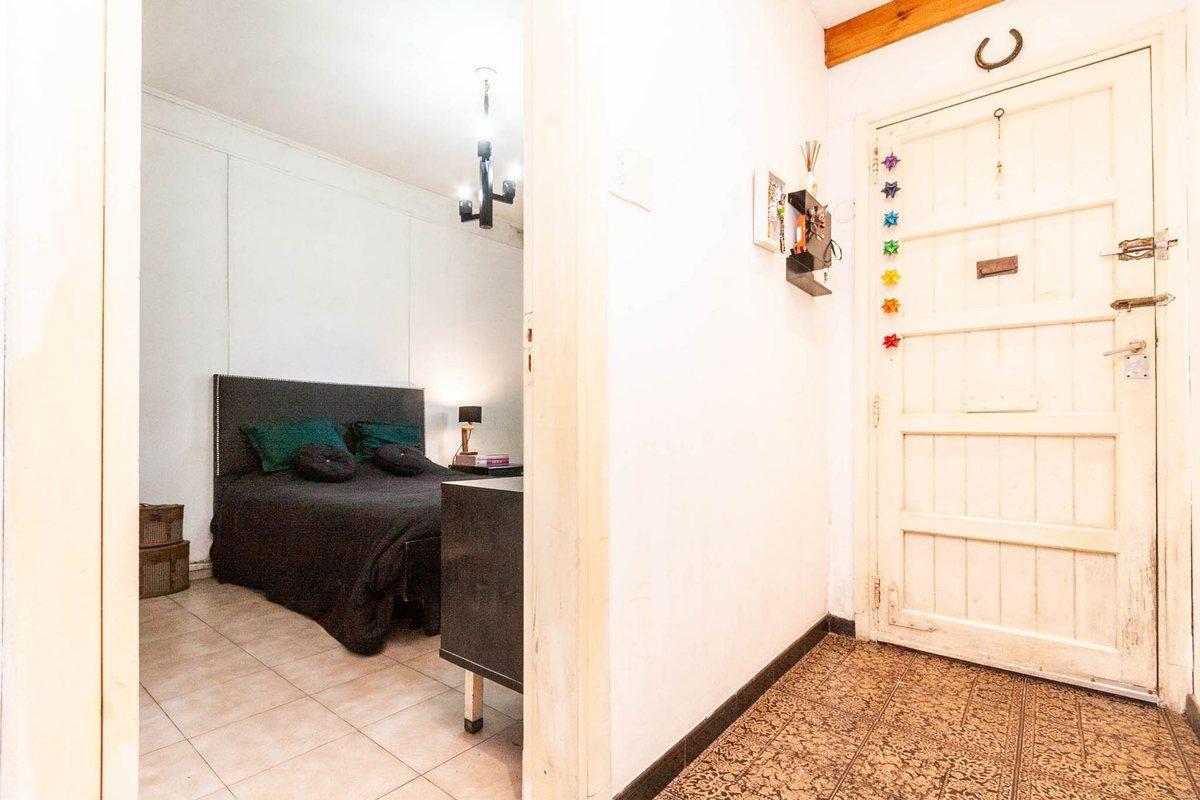 Foto de VENTA PH 3 AMB AL FTE C/TERRAZA A PASOS LANUSITA, imagen 2