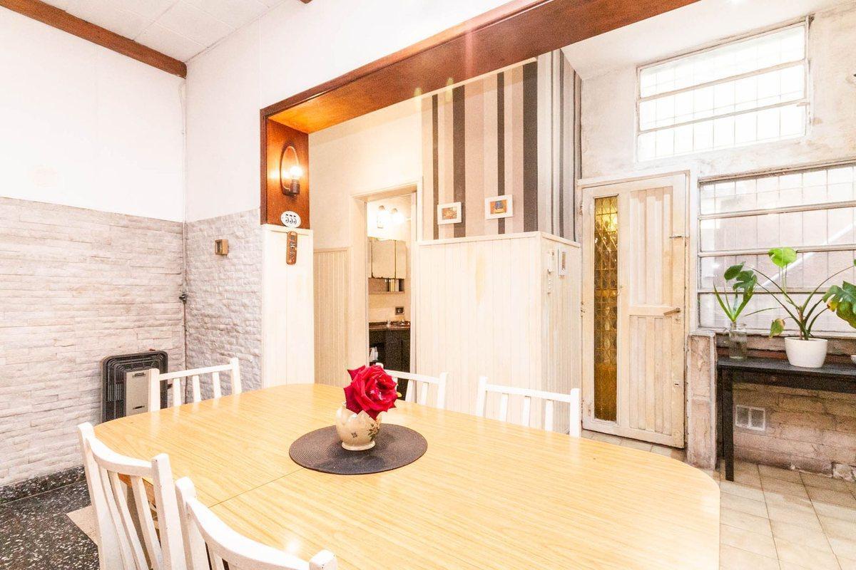 Foto de VENTA PH 3 AMB AL FTE C/TERRAZA A PASOS LANUSITA, imagen 5