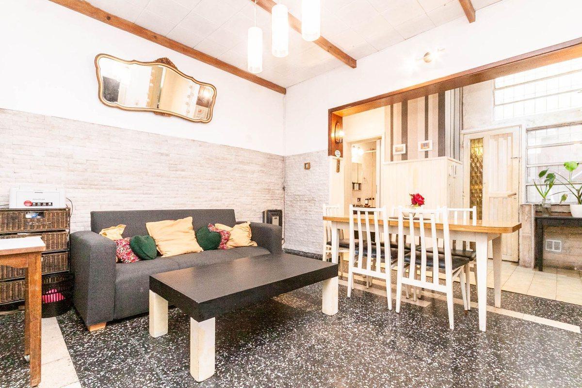 Foto de VENTA PH 3 AMB AL FTE C/TERRAZA A PASOS LANUSITA, imagen 1