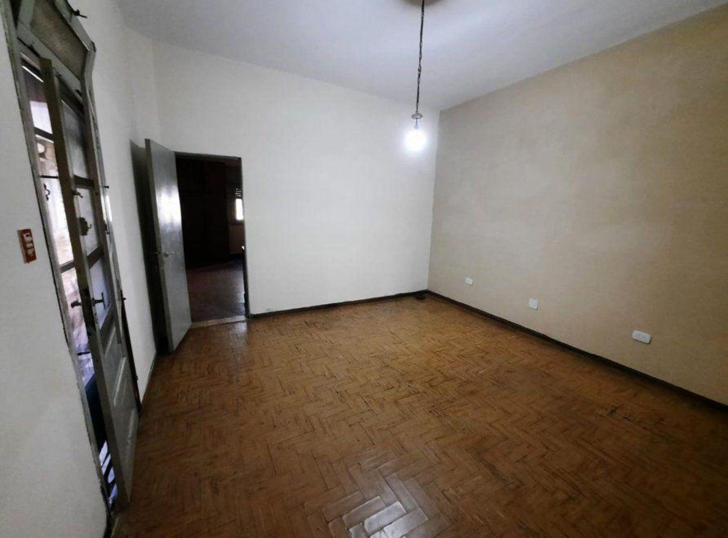 Foto de CASA 3 AMBIENTES CON GARAGE-GALPON CHICO Y TERRAZA, imagen 2