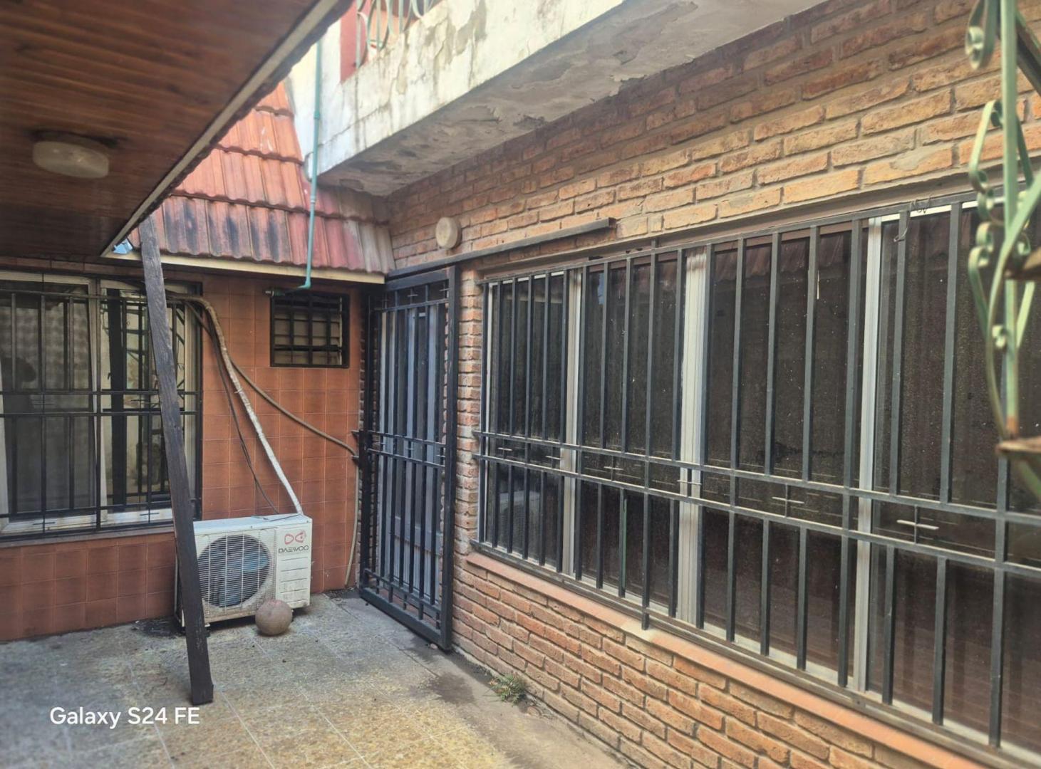 Foto de Casa alquiler-Uso prof o comercial 5 amb Gge Lanús, imagen 4