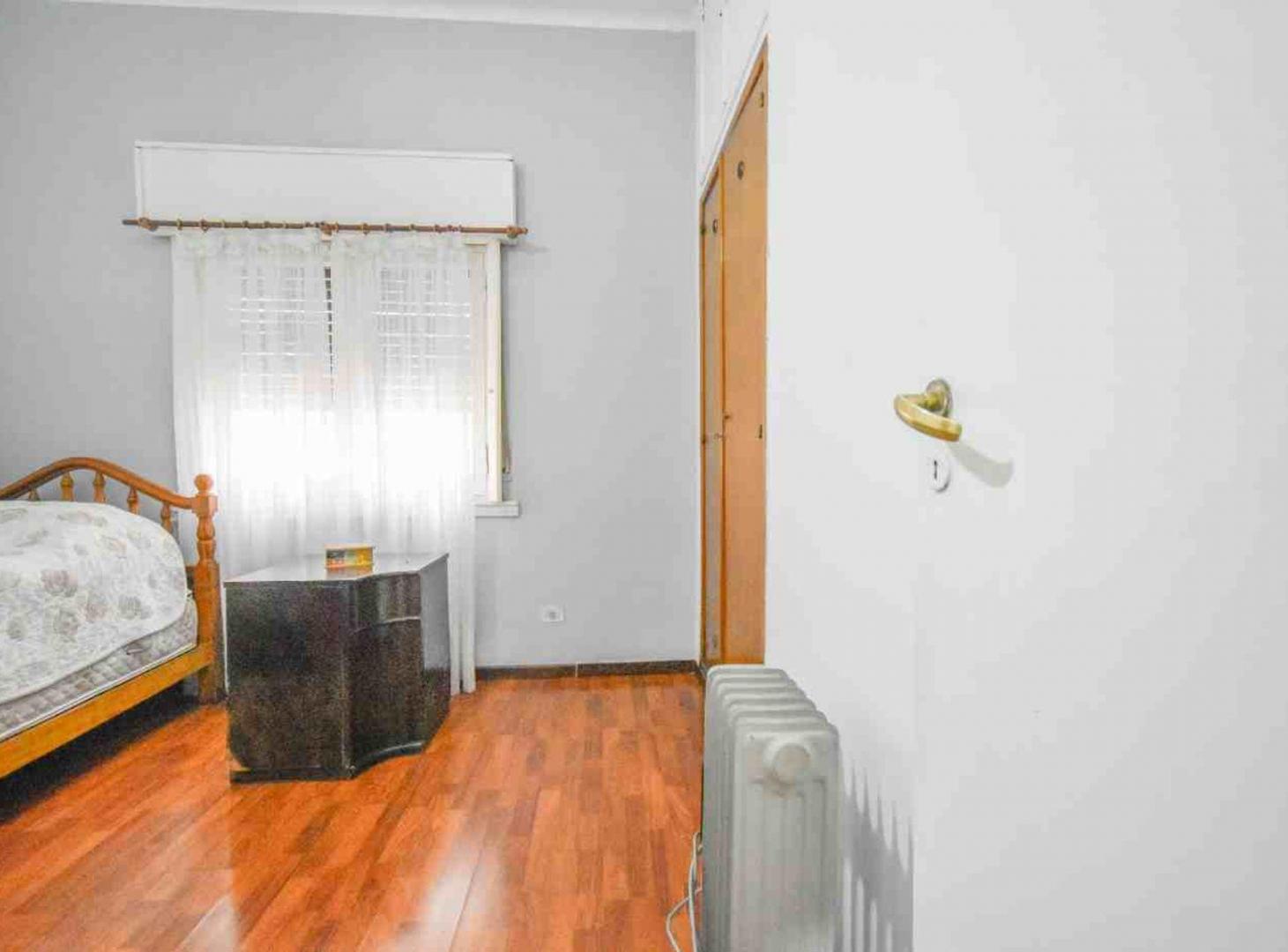 Foto de VENTA CASA C/PARQUE GARAGE PARA 3 AUTOS, imagen 3