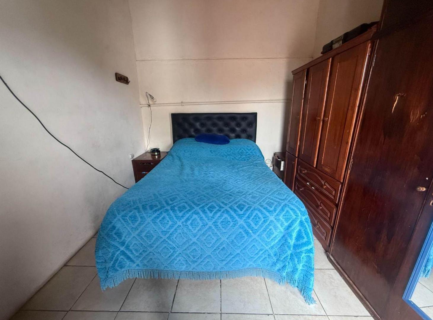 Foto de VENTA CASA MULTIFAMILIAR 3 DPTOS COCHERAS AVELLANE, imagen 4