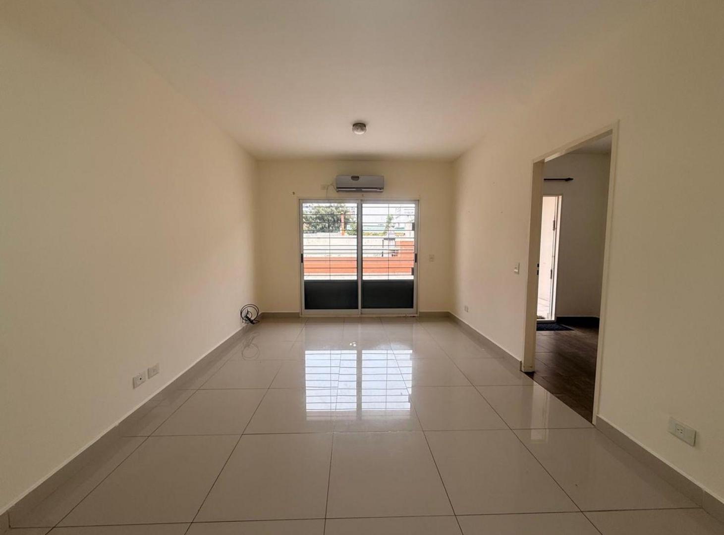 Foto de DEPARTAMENTO 3 AMB CON BALCÓN ATERRAZADO Y COCHERA, imagen 1