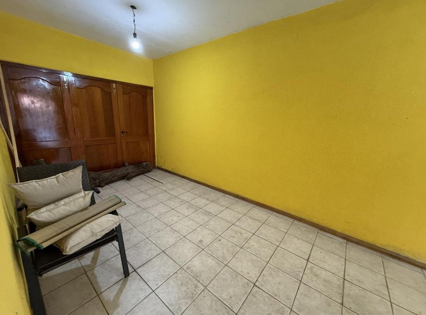 Foto de CHALET 5 AMB. A MTRS DE AV. LA PLATA , QUILMES, imagen 5