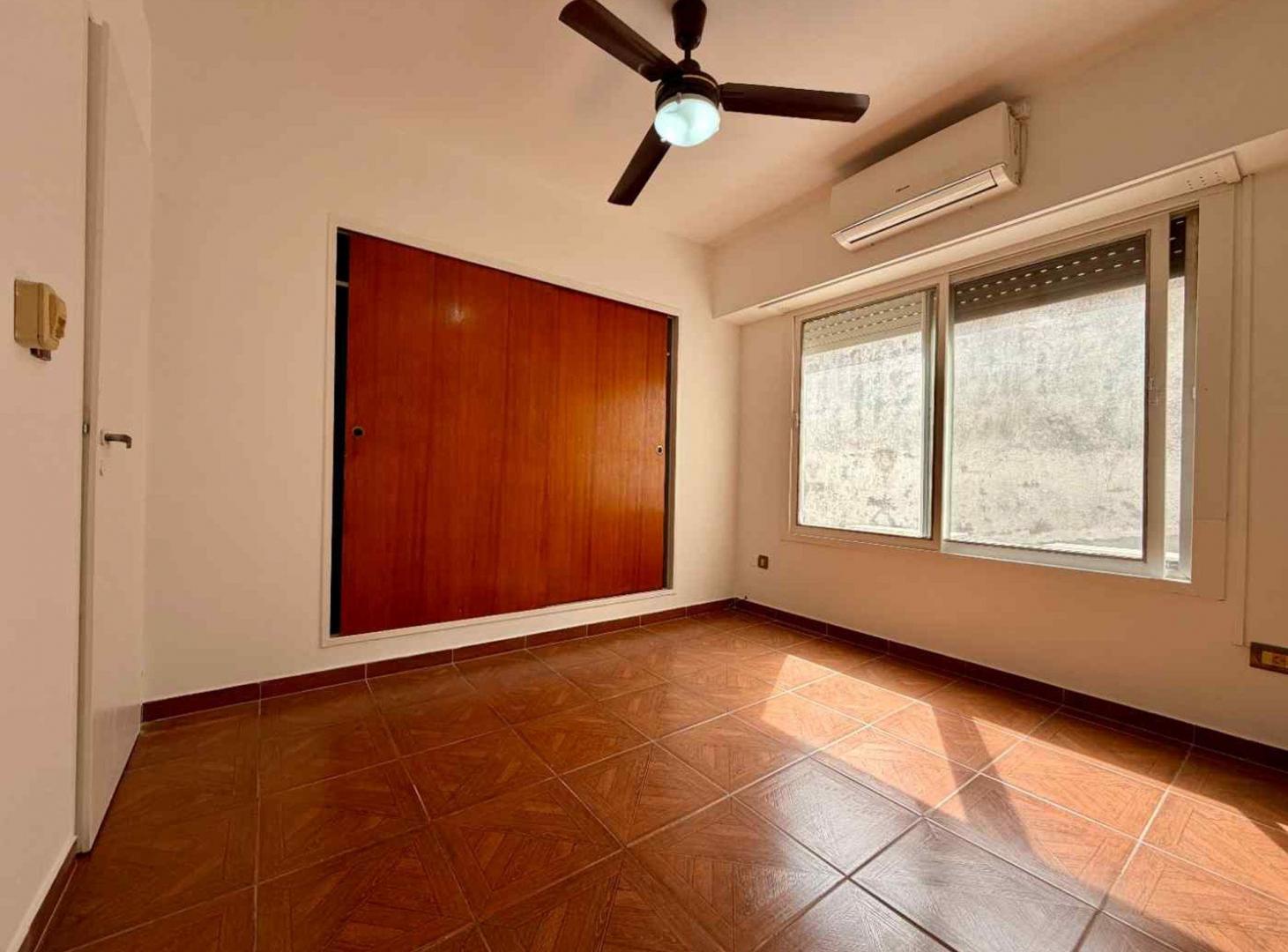 Foto de DEPARTAMENTO DE 2 AMB 46 M2 V. ALSINA., imagen 1