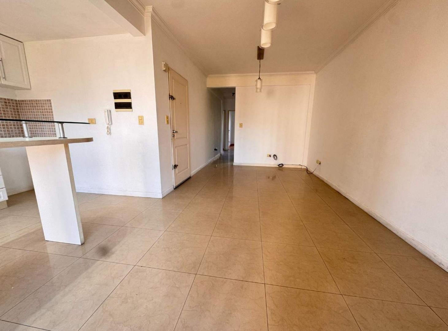 Foto de ALQUILER DPTO 3 AMBIENTES CON BALCÓN Y COCHERA, imagen 1