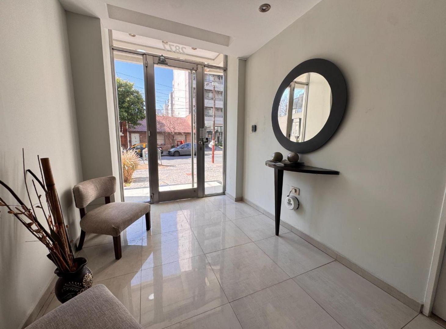 Foto de VENTA DPTO 3 AMBIENTES CON BALCÓN Y COCHERA, imagen 3