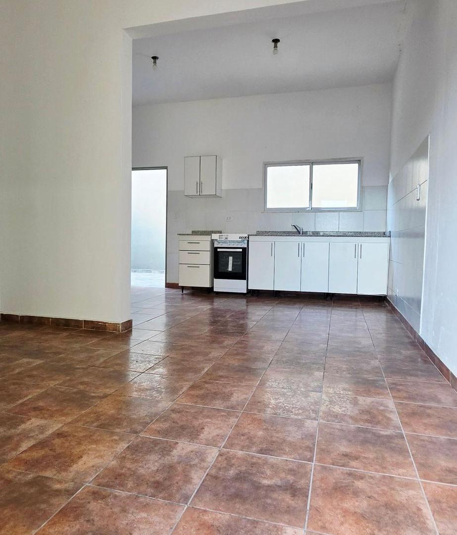 Foto de VENTA PH A ESTRENAR 3 AMB PATIO APTO CREDITO LANUS, imagen 5