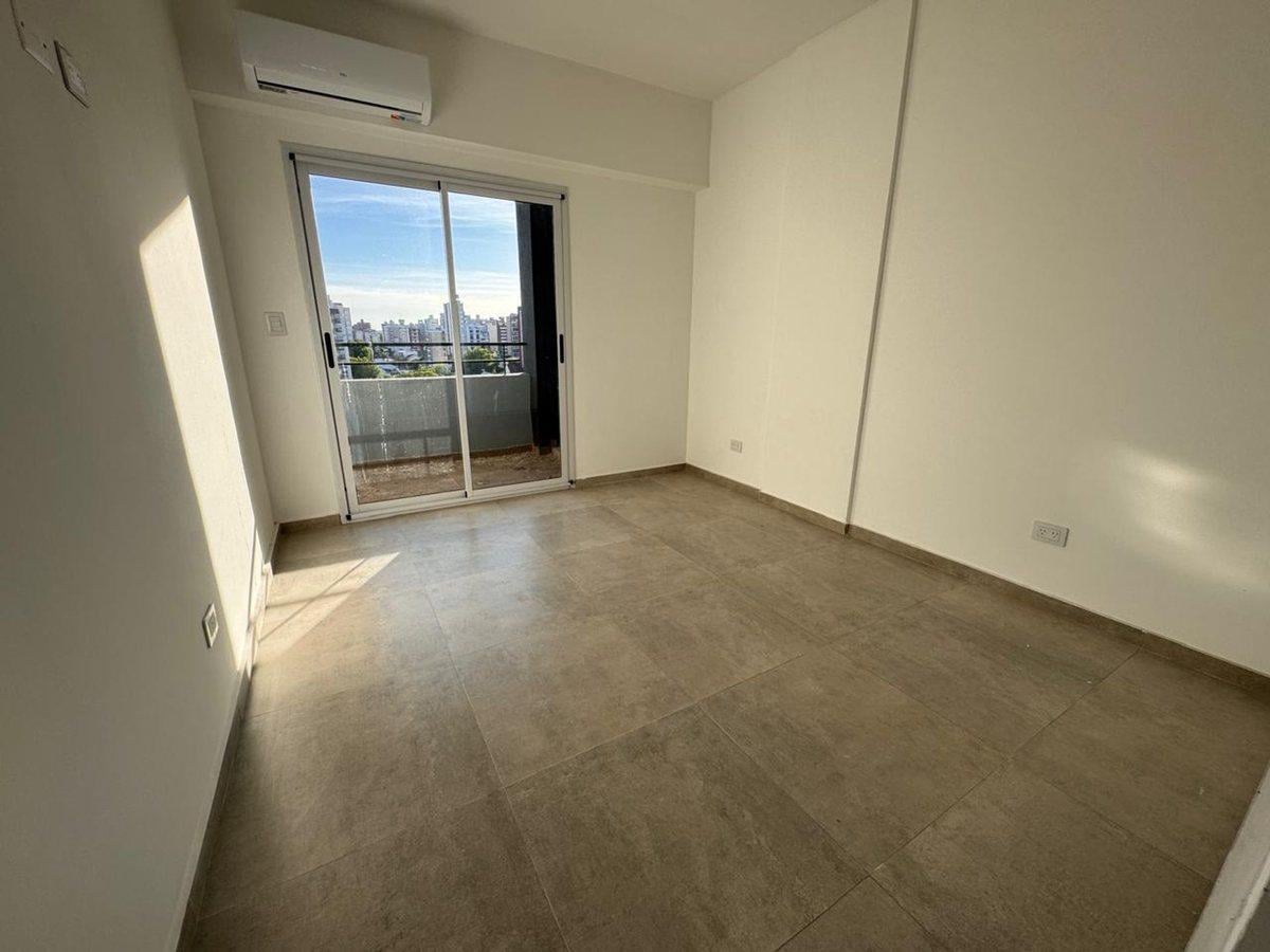 Foto de VENTA DPTO 2 AMBIENTES CON COCHERA LANUS ESTE, imagen 1