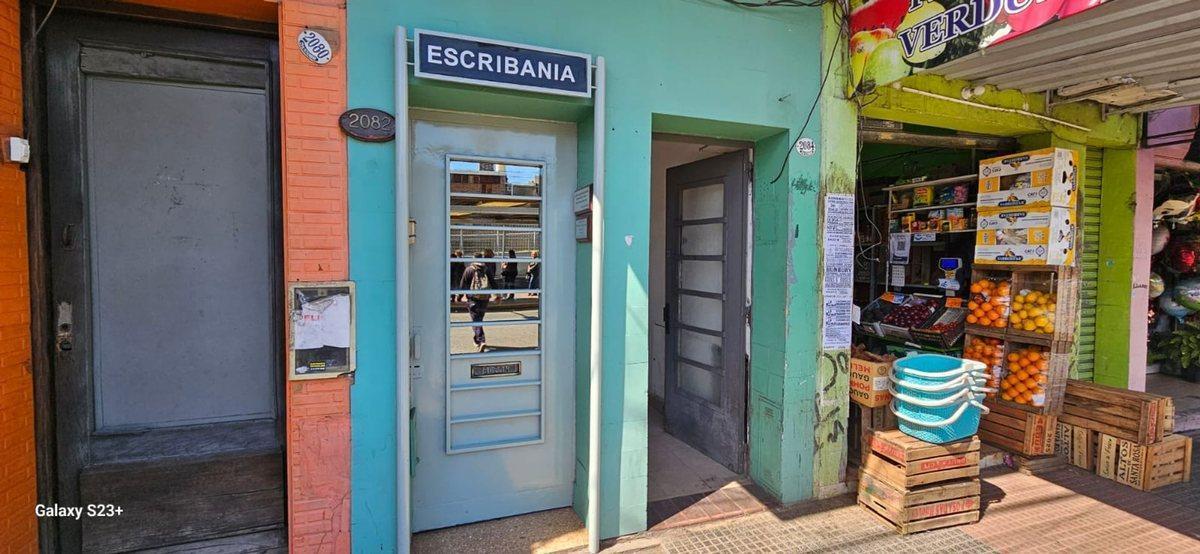 Foto de PH EN VENTA LANUS ESTE FRENTE A LA ESTACIÓN, imagen 2