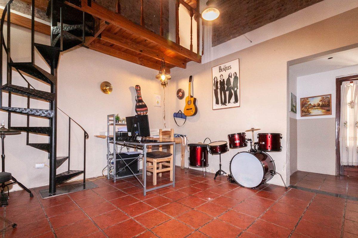 Foto de Casa con múltiples posibilidades. R. de Escalada, imagen 3