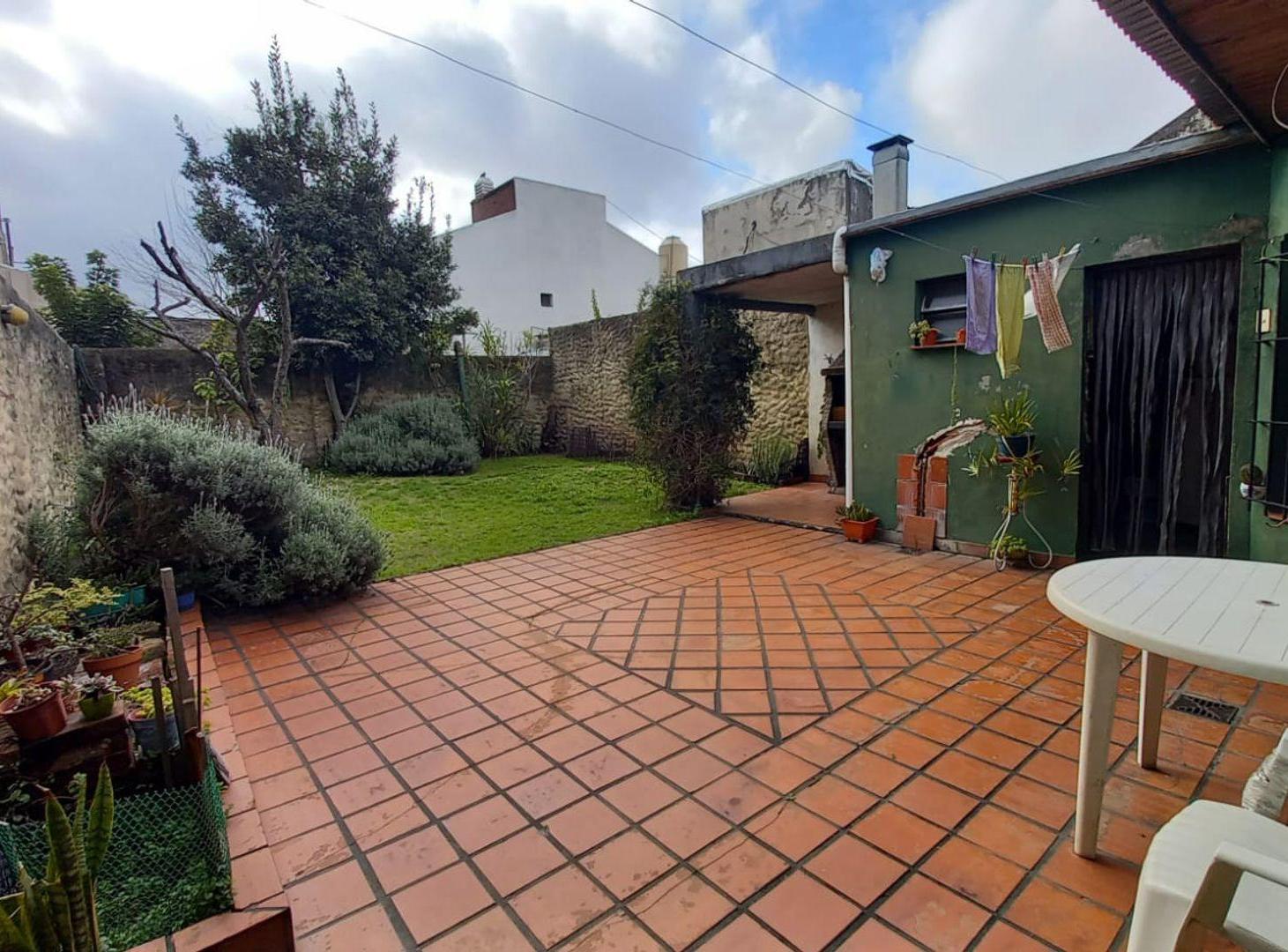 Foto de CASA 3 AMB, COCHERA, LAVADERO, PATIO, FONDO LIBRE, imagen 3