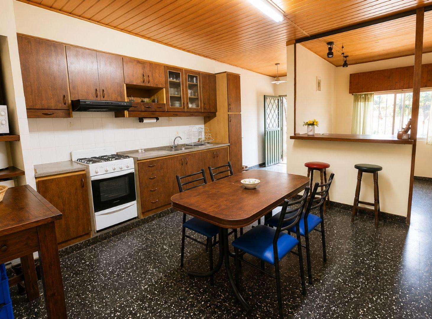 Foto de CASA 3 AMB, COCHERA, LAVADERO, PATIO, FONDO LIBRE, imagen 1