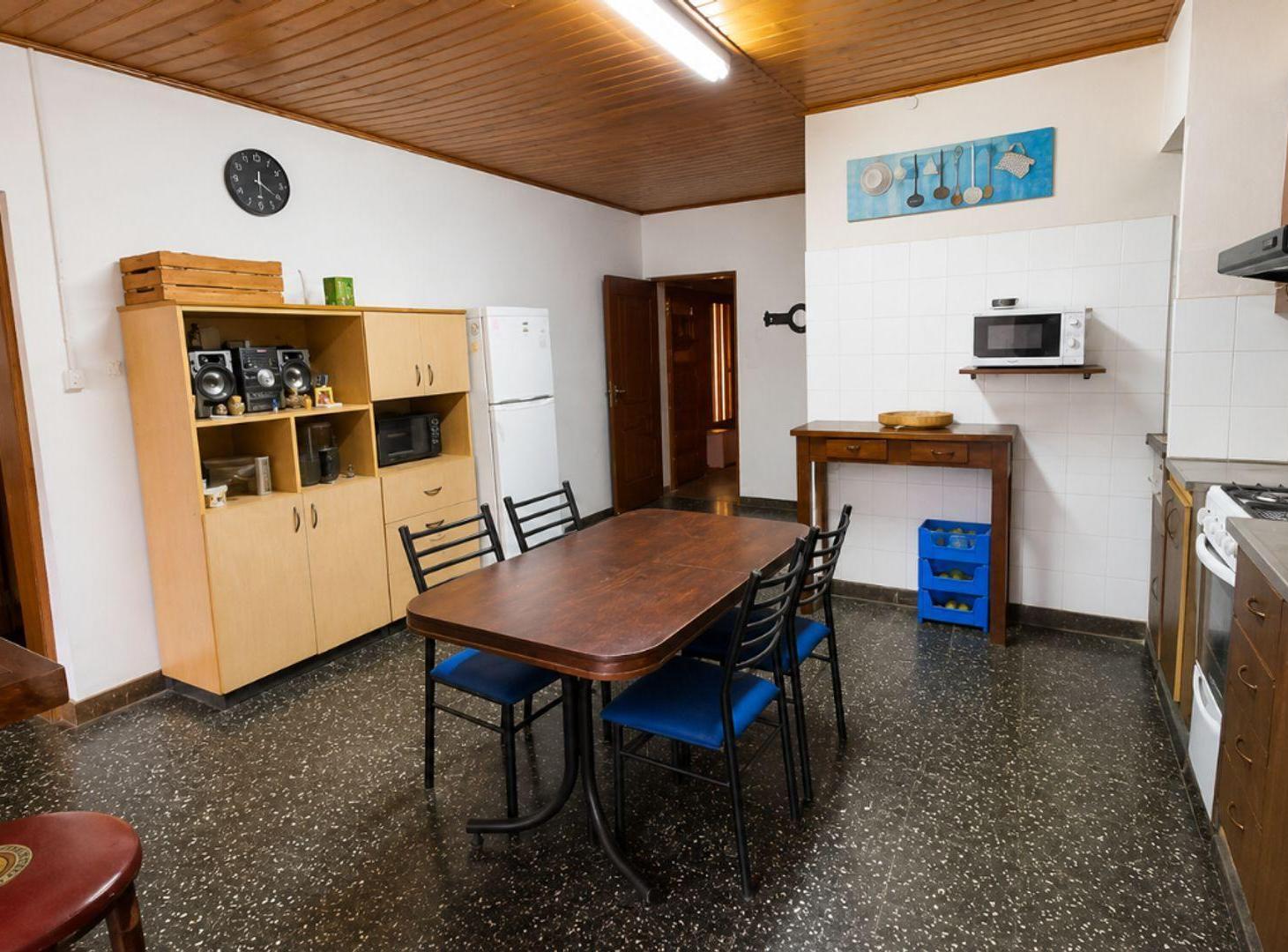 Foto de CASA 3 AMB, COCHERA, LAVADERO, PATIO, FONDO LIBRE, imagen 4